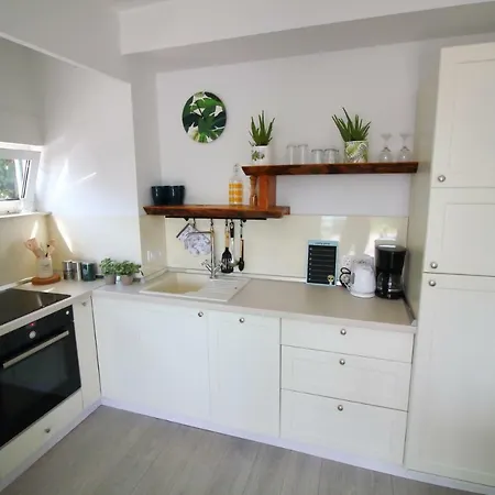 Tramontana - Cozy And Charming Close To Sea Apartment