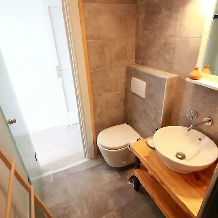 Tramontana - Cozy And Charming Close To Sea Apartment *